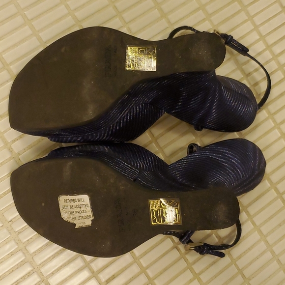 Prada wedge sandals size5.5 - Picture 9 of 9